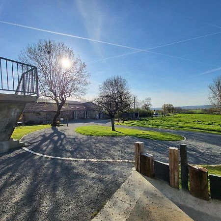Le Plessis  Le Logis Des Chons A La Campagne A Saint Hilaire Du Bois - Lys Haut Layon מראה חיצוני תמונה