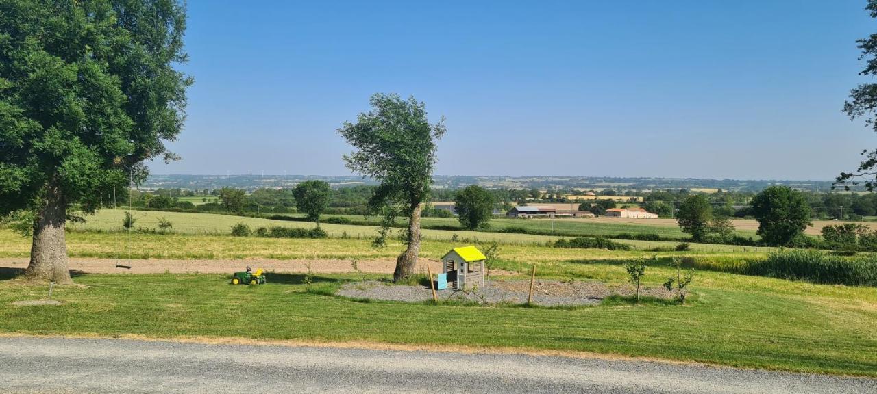 Le Plessis  Le Logis Des Chons A La Campagne A Saint Hilaire Du Bois - Lys Haut Layon מראה חיצוני תמונה